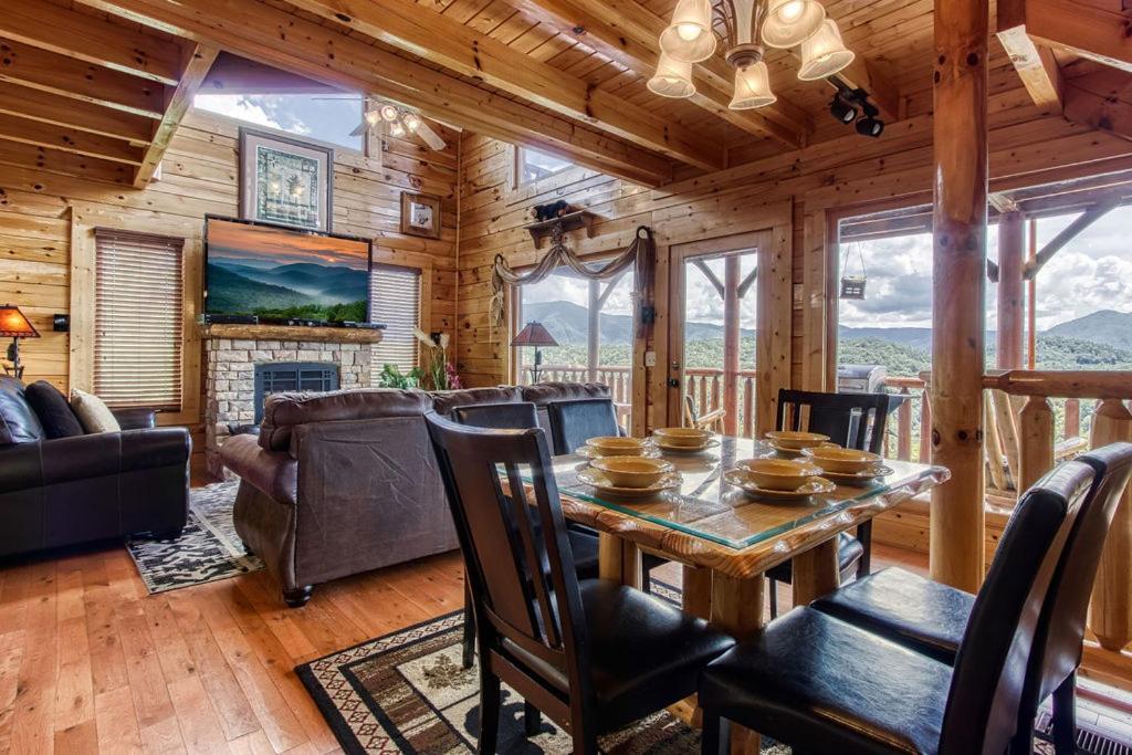 Endless View- Amazing Panoramic Mountain Views, Pool Access, Free Area Attraction Tickets Βίλα Sevierville Εξωτερικό φωτογραφία